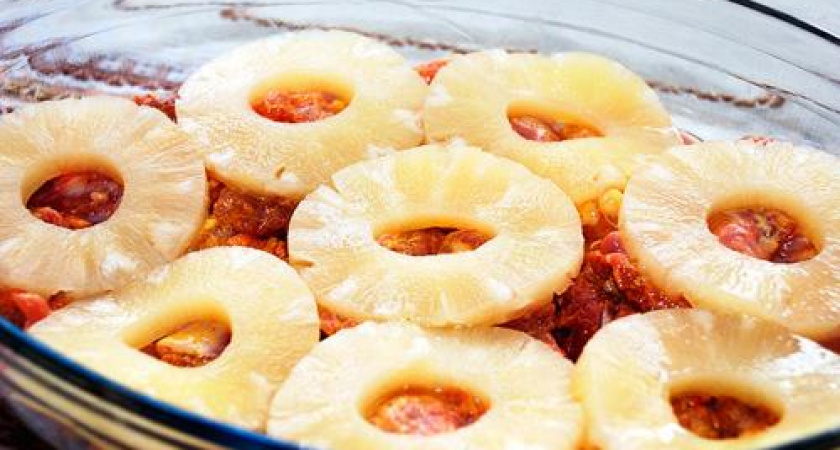 Курица в духовке с ананасами: фаршированная, с картошкой и сыром, диетические шашлычки