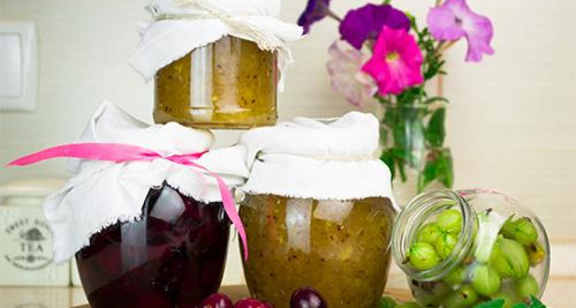 Желе из крыжовника: 5 рецептов и неожиданные преображения вкуса садовой ягоды