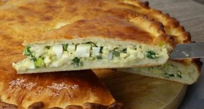 Замечательный пирог с луком и яйцом - вкусный и нежный