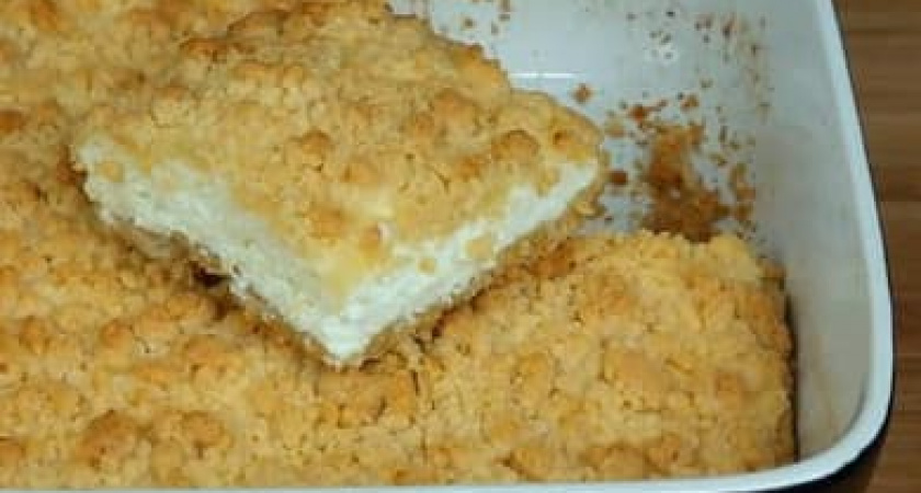 Пирог с песочной крошкой и творогом - простейший рецепт