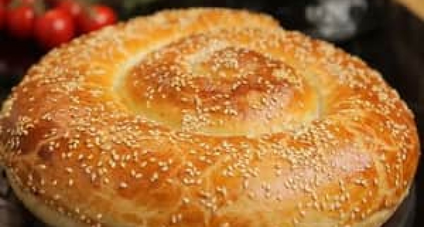 Замечательный пирог с курицей и грибами - очень просто и быстро