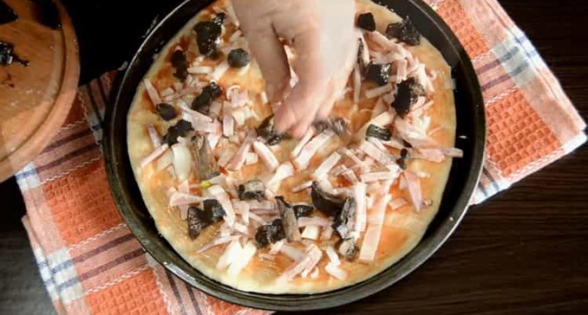 Фото к статье: Как научиться готовить вкусную пиццу с беконом