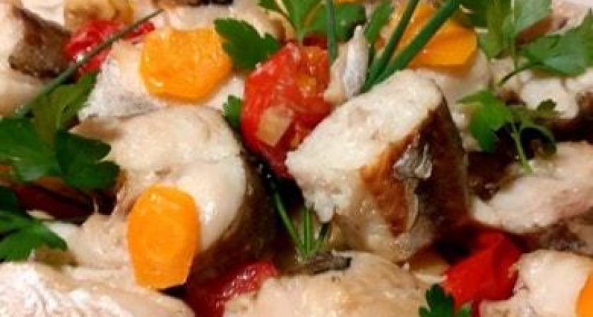 Как научиться готовить вкусную рыбу с овощами в духовке