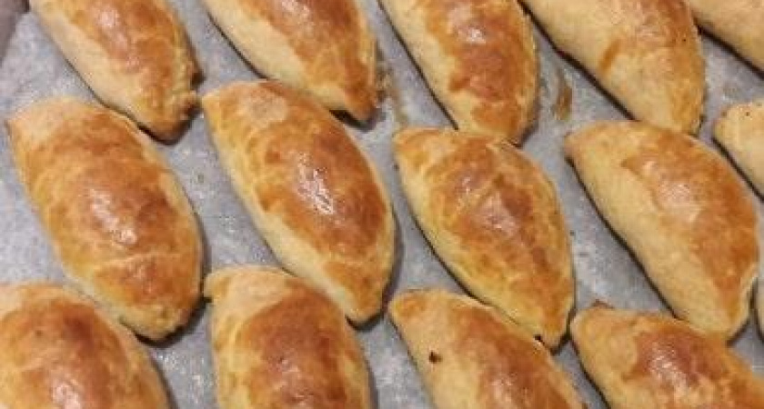 Как научиться готовить вкусные пирожки из слоеного дрожжевого теста