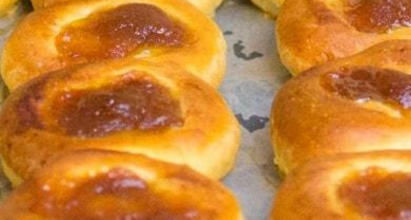 Ватрушки с повидлом - вкусно и просто