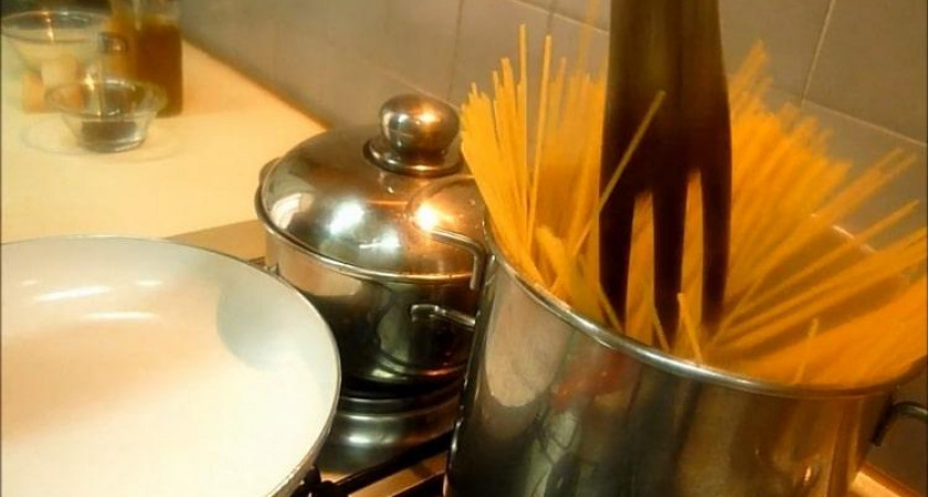 Спагетти с сыром и перцем - вкусное традиционных римское блюдо 🍝