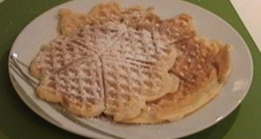 Как научиться готовить вкусные вафли на кефире 🍪