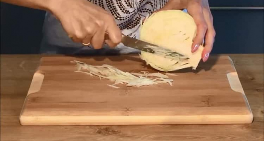 Вкусные ленивые голубцы с капустой рисом и фаршем в сметан 🍲