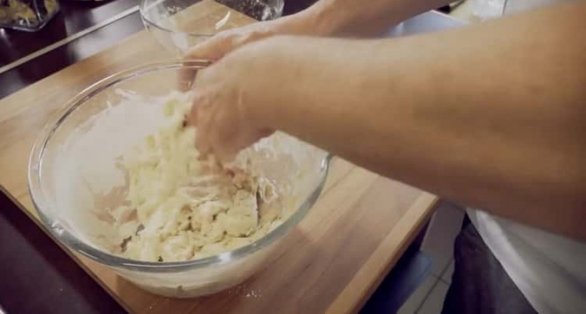 Классическое дрожжевое тесто для пиццы - итальянский рецепт 🍕