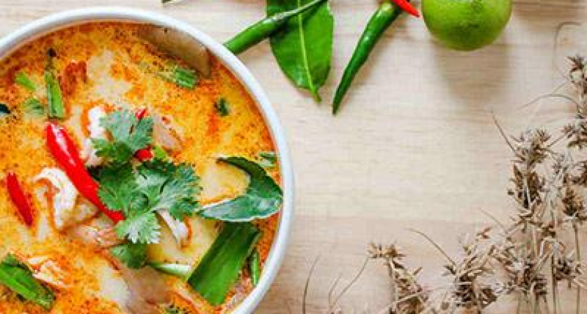 Том ям с курицей: 4 вкусных рецепта