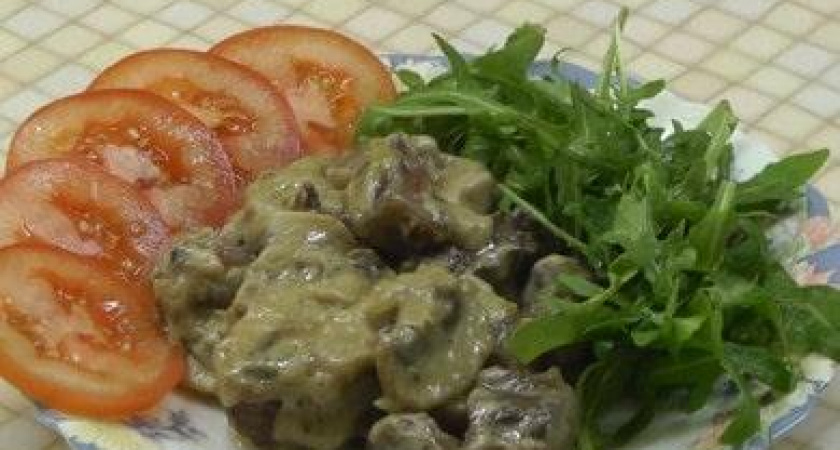 Бефстроганов из говядины с грибами в сливочном соусе - вкусное мясное блюдо 🥩