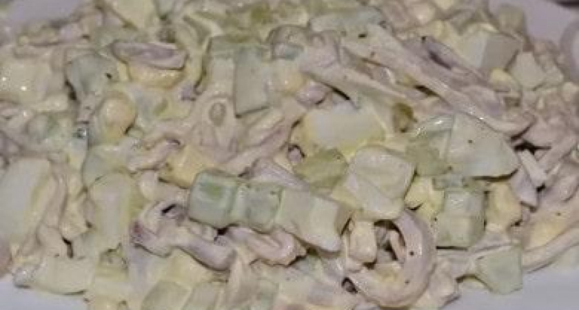 Салат из кальмаров с огурцом и яйцом - необыкновенно вкусный и нежный 🦑