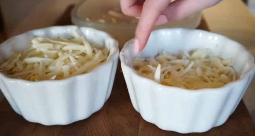 Жульен из шампиньонов и куриной грудки - самый вкусный и простой рецепт 🥣
