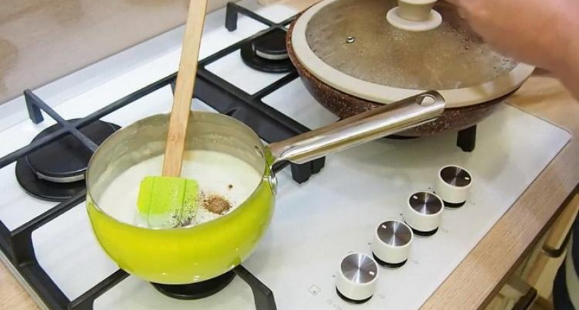 Жульен с курицей и грибами в тарталетках - отличная праздничная закуска 🥣