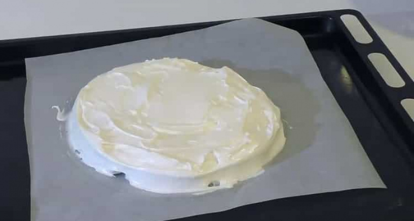 Как научиться готовить вкусный торт сникерс с безе 🍰