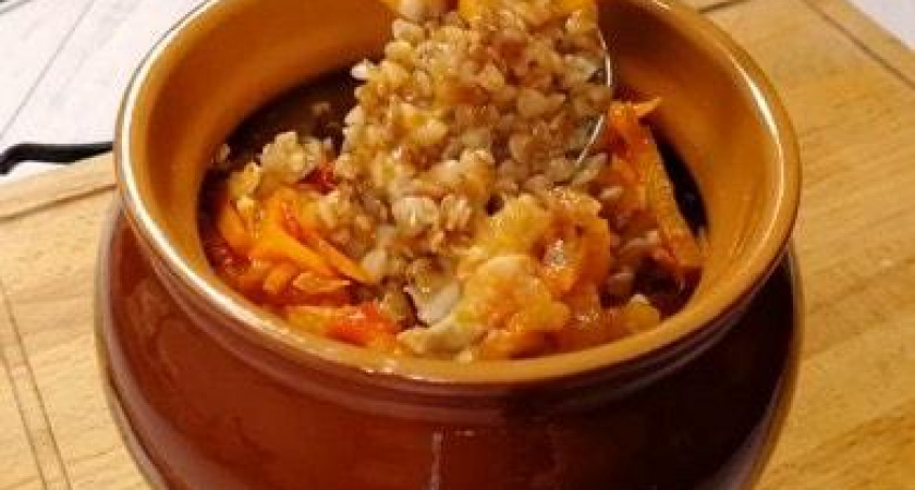 Вкусное горячее блюдо из гречки в горшочке &#x1f963;