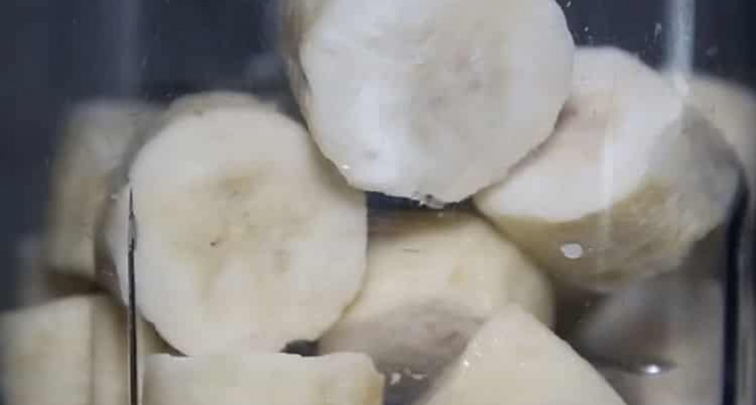 Роскошное протеиновое черничное мороженое всего из двух ингредиентов 🍨
