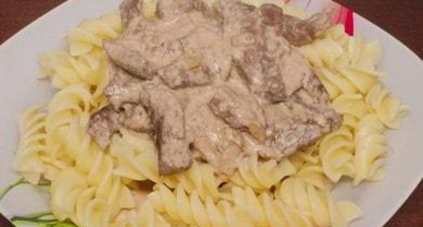Вкусная куриная печень в сметане в мультиварке - простой рецепт 🥩