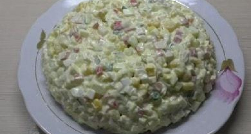 Как научиться готовить вкусный салат с крабовыми палочками и кукурузой &#x1f957;