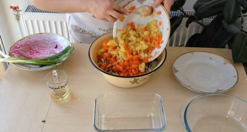 Классический винегрет с горошком - вкусный и простой рецепт 🥣