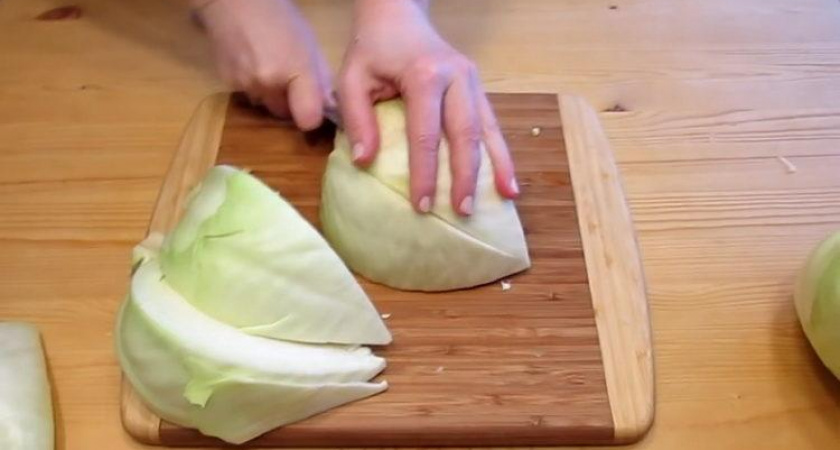 Замечательная маринованная капуста со свеклой по-грузински 🌶