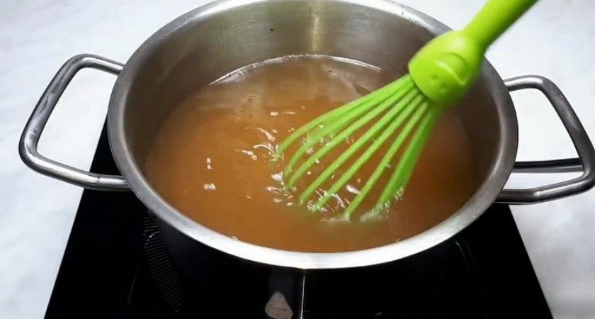 Как научиться готовить вкусный холодец из курицы с желатином по простому рецепту 🥣
