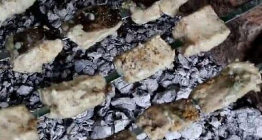 Как научиться готовить вкусный шашлык из сома 🍢