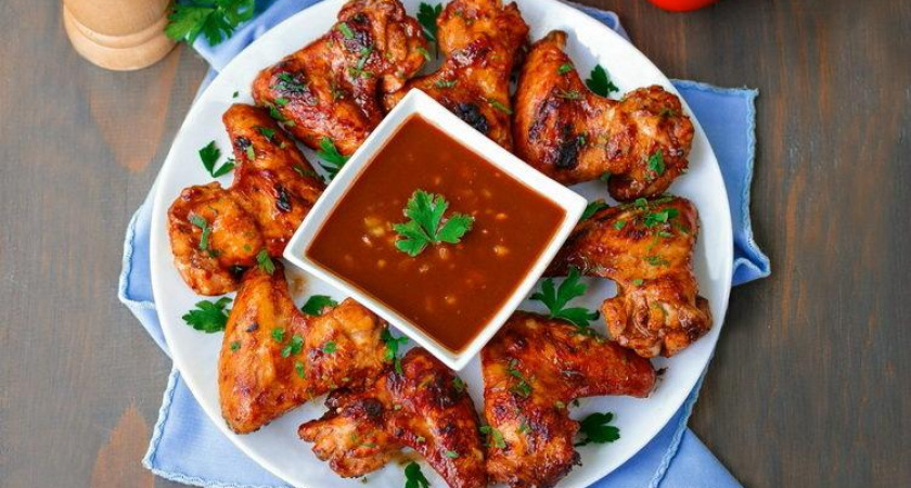 Как замариновать куриные крылышки для ироматного и сочного шашлыка 🥡