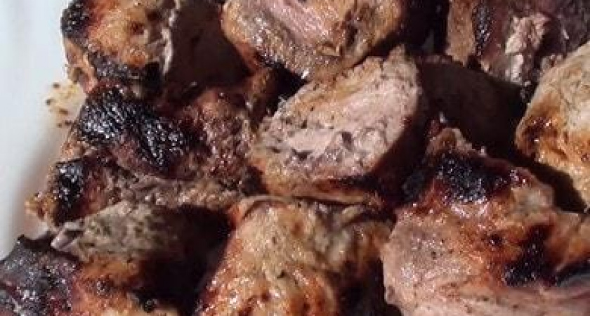 Рецепт шашлыка на кефире из свинины - очень вкусно 🍢