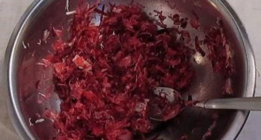 Салат из сырой свеклы и капусты - вкусно и необычно 🥗