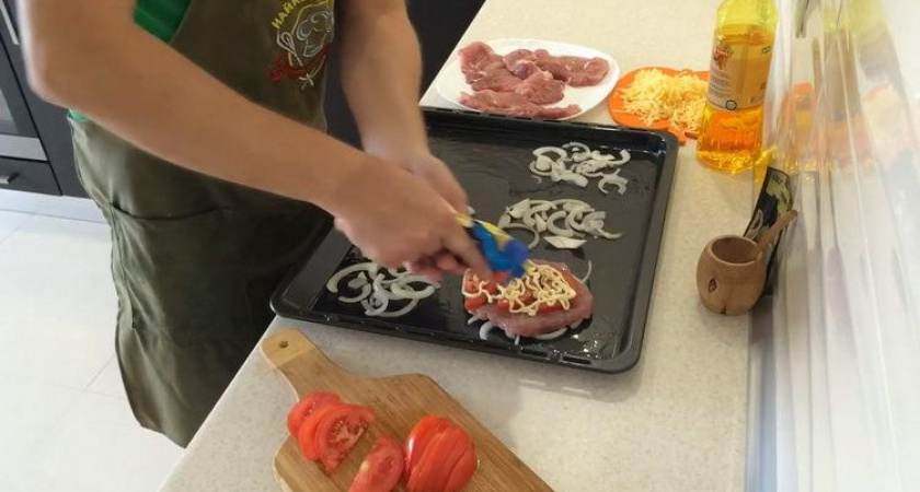 Очень нежное и вкусно мясо по-французски из свинины в духовке &#x1f969;