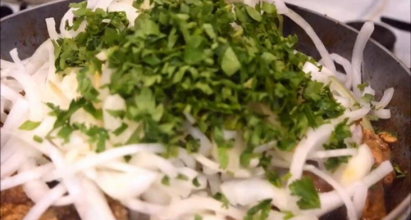 Настоящий шашлык на сковороде - без маринования и углей 🥩