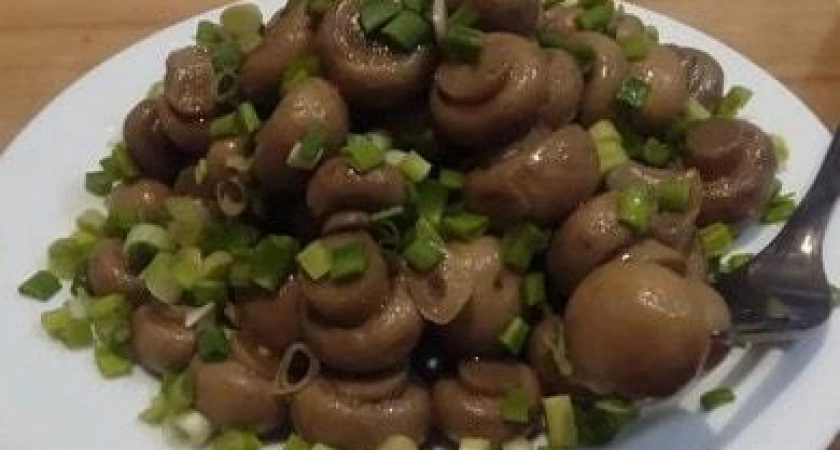 Фото к статье: Вкусные маринованные шампиньоны быстрого приготовления - готовим в домашних условиях &#x1f344;