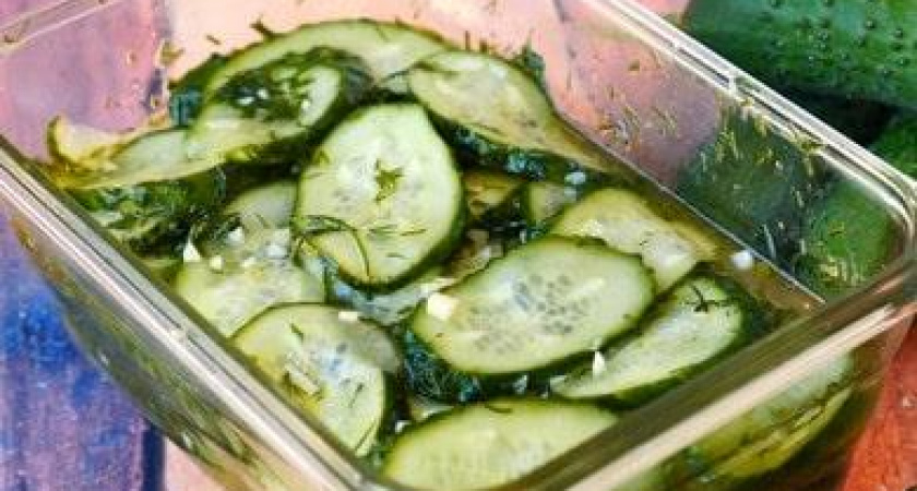 Очень простой салат из резанных огурцов 🥒