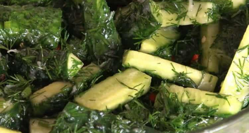 Закуска из огурцов по пошаговому рецепту с фото 🥒