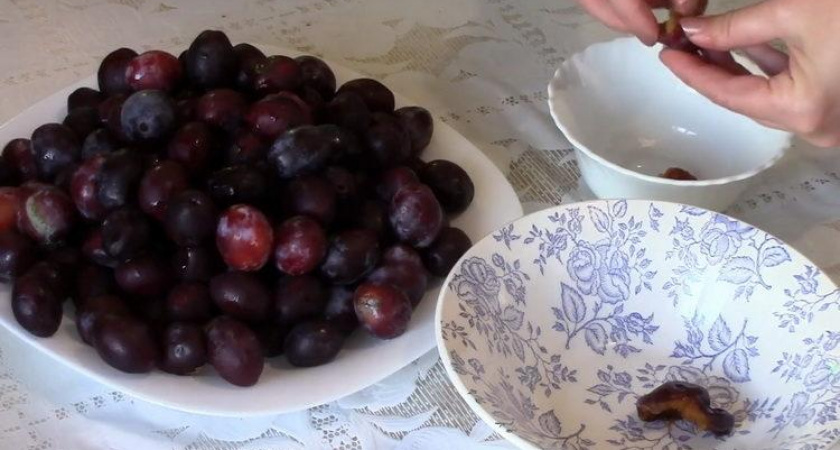 Ароматное и очень вкусное повидло из слив 🥣