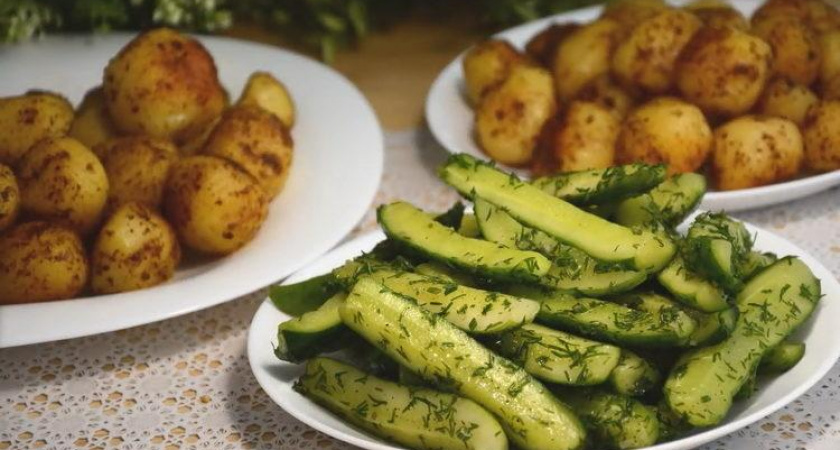 Быстрые малосольные огурцы с чесноком 🥒