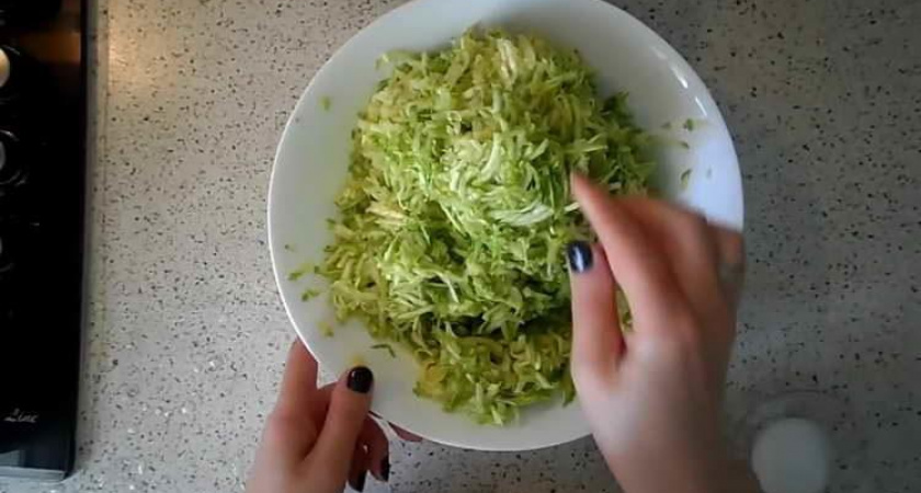 Вкусные и оригинальные котлеты из кабачков🍆