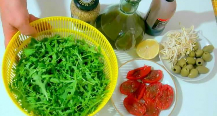 Рецепты Итальянского салата с вялеными помидорами🥗