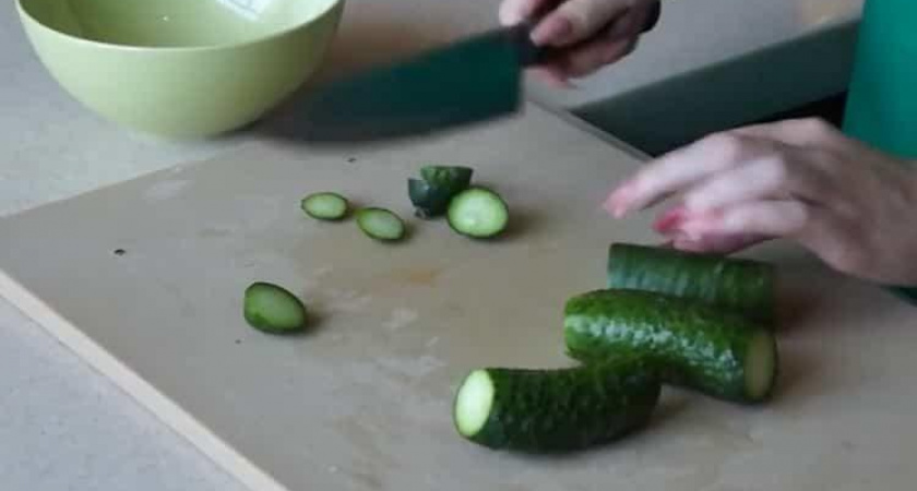 Острые консервированные огурцы на зиму 🥒