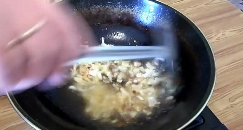 Жареные огурцы - рецепт вкусного китайского блюда 🥒