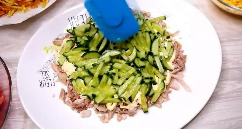Очень вкусный салат 🥝 Муравейник