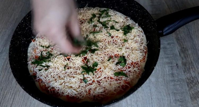 Пицца за 5 минут 🥝 на сковороде - самый быстрый рецепт