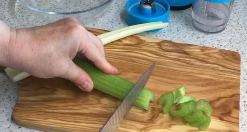Смузи из сельдерея 🥝 в блендере
