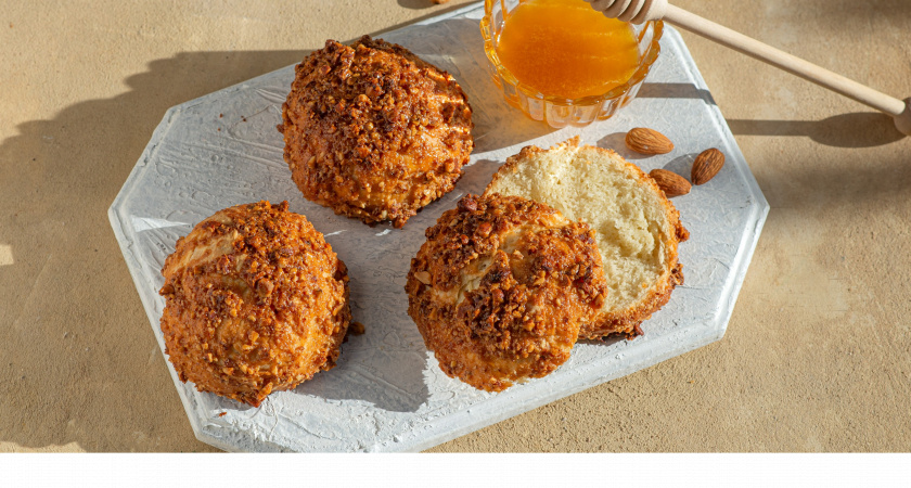 Булочки с миндальным куполом к завтраку: невероятно вкусно и готовить - одно удовольствие