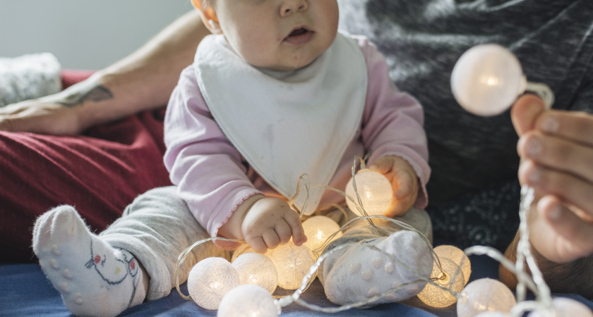 Домашние ясли в соседней квартире. В России готовят новую систему ухода за малышами