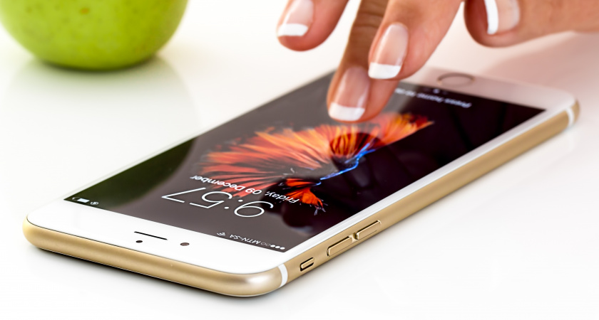 1500 россиянам раздадут смартфоны, услуги связи будут «оплачиваться» за счет просмотра рекламы