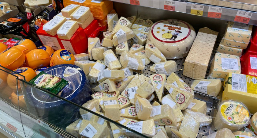 Можно брать по 5 пачек – без «пальмы»: Роскачество определило отличный сыр