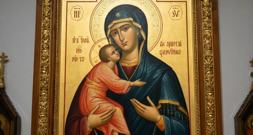 Как правильно избавиться от старой иконы и не совершить грех: церковные рекомендации от эксперта для верующих