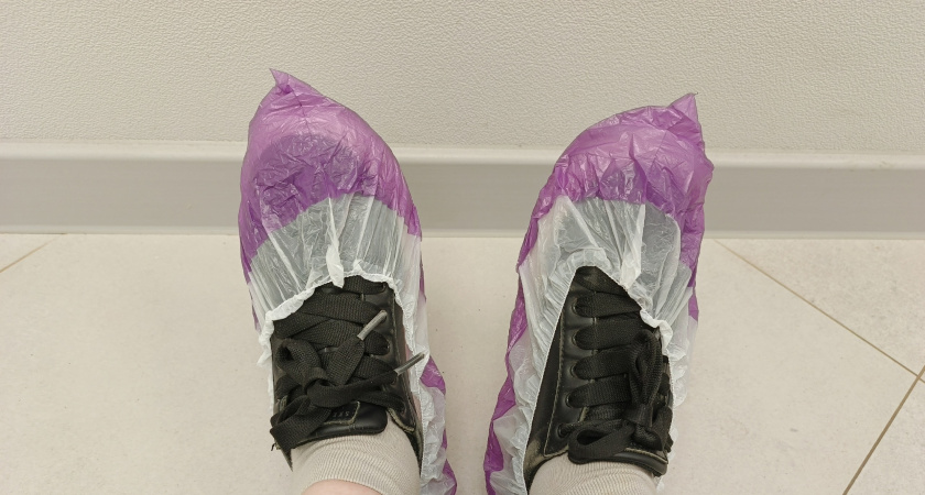 Депутат Государственной думы Бадма Башанкаев призвал перестать пользоваться бахилами в больницах